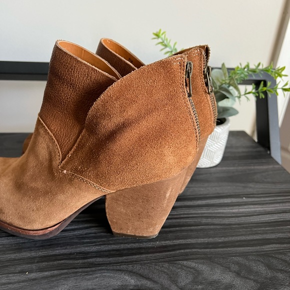Kork-Ease Castaneda Bootie - Picture 4 of 9